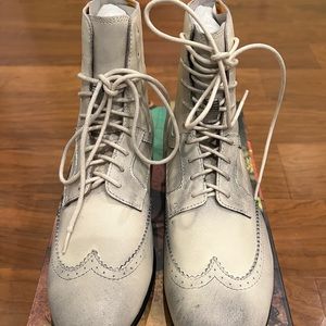 Bed|Stu Quest Boots White Us WMN 7 *Brand New